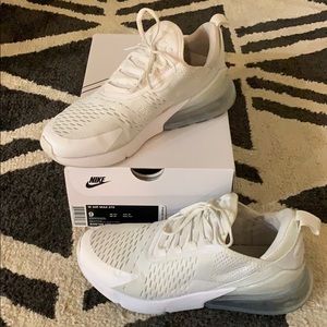 Nike Air Max 270 size 9 Women’s